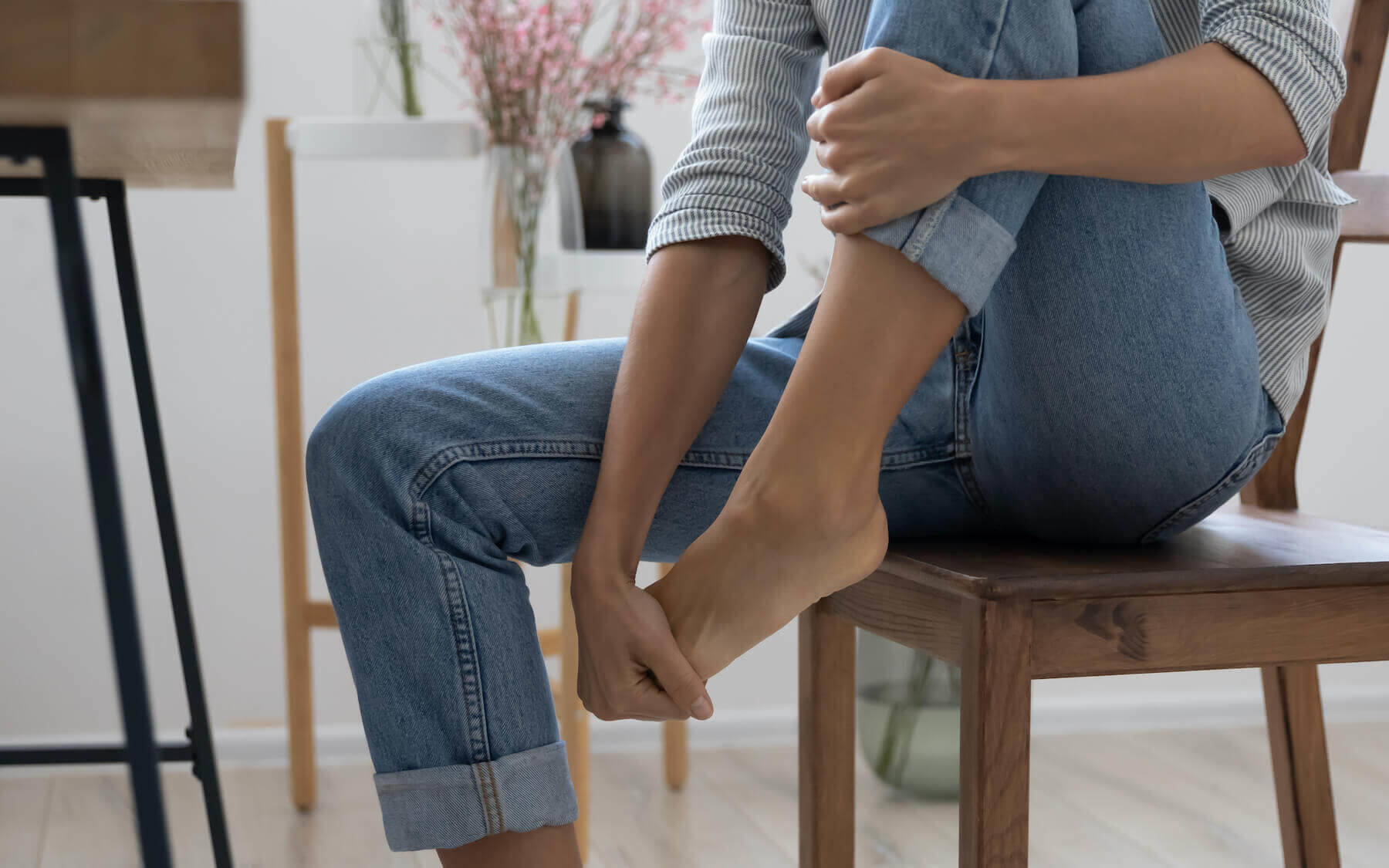 脚のだるさに効果的なストレッチ【ふくらはぎや前ももを伸ばそう】 Sharez for Trainer｜パーソナルトレーナー向けメディア